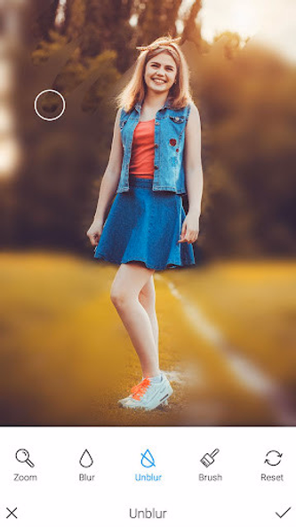 Blur Background Photo Editor Screenshot 3 - AppWisp.com Blur Background Photo Editor Screenshot 3 - AppWisp.com