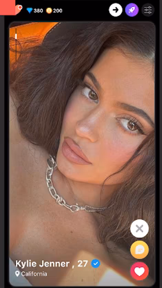 EZMatch: Dating & Chat App Screenshot 2 - AppWisp.com EZMatch: Dating & Chat App Screenshot 2 - AppWisp.com