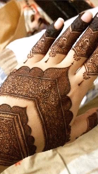 Mehndi Designs 2021-2022 Screenshot 4 - AppWisp.com Mehndi Designs 2021-2022 Screenshot 4 - AppWisp.com