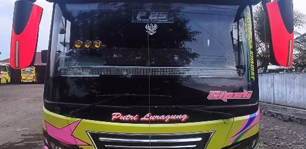 Bus Simulator Indonesia v3.8 Header - AppWisp.com Bus Simulator Indonesia v3.8 Header - AppWisp.com